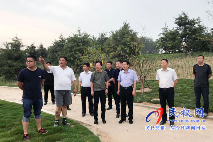 縣委書記姬脈常調(diào)研安瀾湖公園工程進展情況 縣委書記姬脈常調(diào)研安瀾湖公園工程進展情況