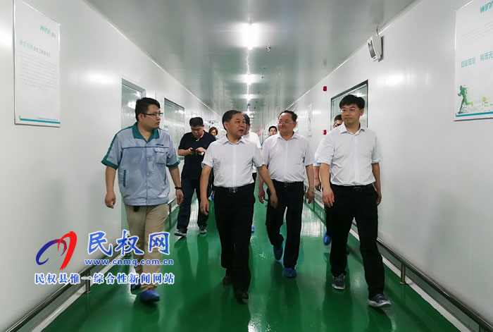 縣委副書記、縣長張團結陪同市政協(xié)副主席劉明亮在山東繼續(xù)開展招商活動
