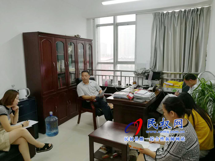我縣各單位、各鄉(xiāng)鎮(zhèn)（街道辦）迅速傳達(dá)貫徹全縣全面提升脫貧攻堅(jiān)質(zhì)量決戰(zhàn)決