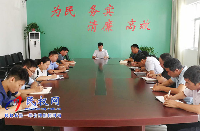 我縣各單位、各鄉(xiāng)鎮(zhèn)（街道辦）迅速傳達(dá)貫徹全縣全面提升脫貧攻堅(jiān)質(zhì)量決戰(zhàn)決