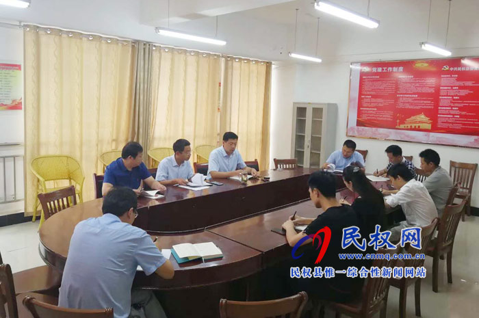 我縣各單位、各鄉(xiāng)鎮(zhèn)（街道辦）迅速傳達(dá)貫徹全縣全面提升脫貧攻堅(jiān)質(zhì)量決戰(zhàn)決