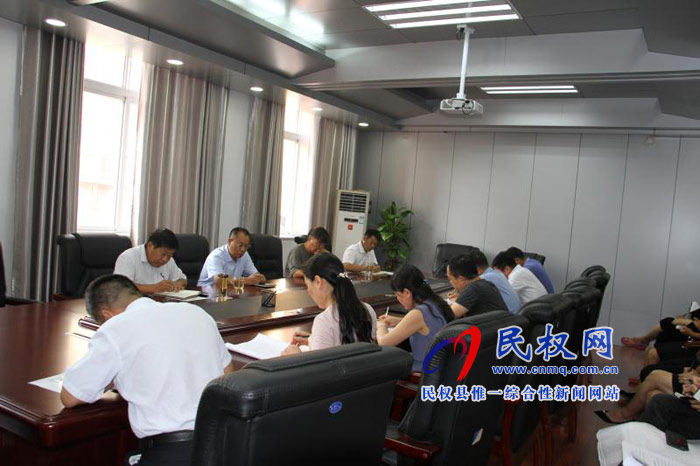 我縣各單位、各鄉(xiāng)鎮(zhèn)（街道辦）迅速傳達(dá)貫徹全縣全面提升脫貧攻堅(jiān)質(zhì)量決戰(zhàn)決