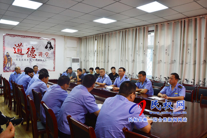 我縣各單位、各鄉(xiāng)鎮(zhèn)（街道辦）迅速傳達(dá)貫徹全縣全面提升脫貧攻堅(jiān)質(zhì)量決戰(zhàn)決