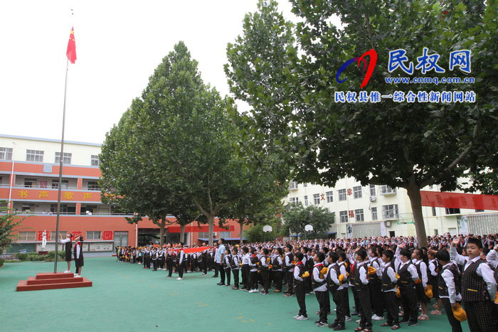 育才雙語小學(xué)舉行教師節(jié)慶典活動(dòng) 育才雙語小學(xué)舉行教師節(jié)慶典活動(dòng)