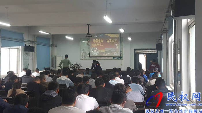 縣住建局普及消防施工安全知識 增強應(yīng)急搶險能力 縣住建局普及消防施工安全知識 增強應(yīng)急搶險能力