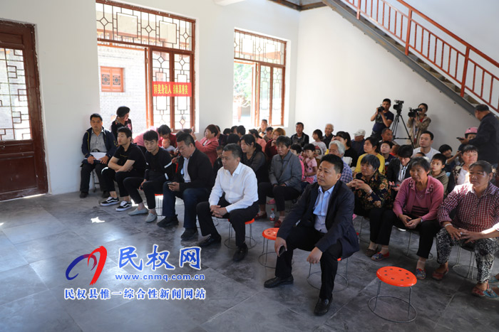 花園鄉(xiāng)趙洪坡村舉行“迎國(guó)慶、誇講賽”活動(dòng)