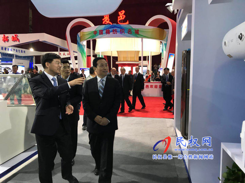 縣委副書記、縣長張團(tuán)結(jié)帶隊(duì)參加第七屆中國·商丘國際華商節(jié)暨項(xiàng)目簽約儀式
