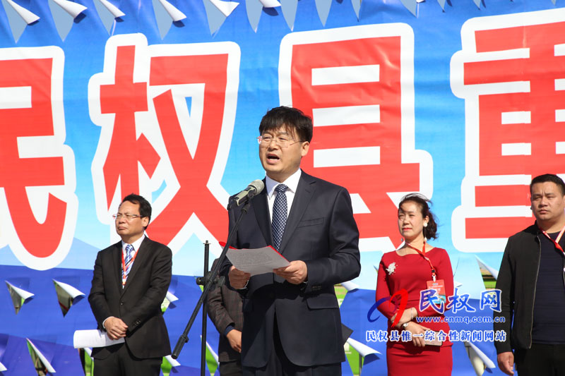 我縣舉行重點項目集中開工投產(chǎn)儀式 我縣舉行重點項目集中開工投產(chǎn)儀式