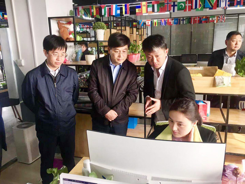 縣委副書記、縣長張團結(jié)帶隊赴豫發(fā)集團開展招商活動