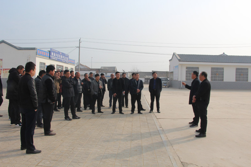 褚廟鄉(xiāng)組織開展人居環(huán)境觀摩評(píng)比活動(dòng) 褚廟鄉(xiāng)組織開展人居環(huán)境觀摩評(píng)比活動(dòng)