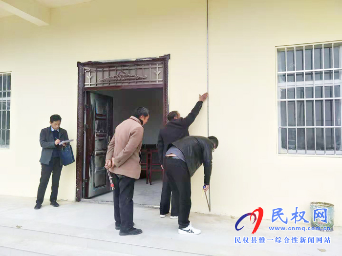 縣委組織部組織開展新建村級組織活動場所復(fù)核工作 縣委組織部組織開展新建村級組織活動場所復(fù)核工作