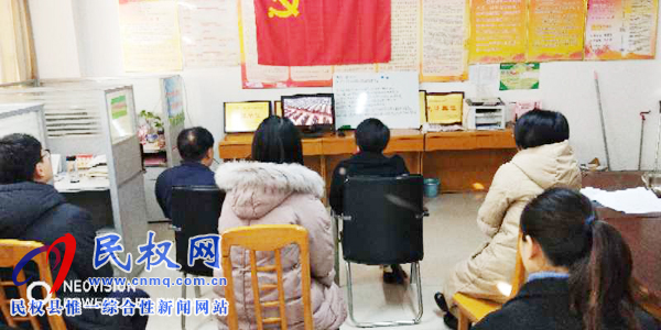 我縣各鄉(xiāng)鎮(zhèn)（街道辦）、縣直各單位認(rèn)真組織全體干部集中收聽收看慶祝改革開放40周年大會