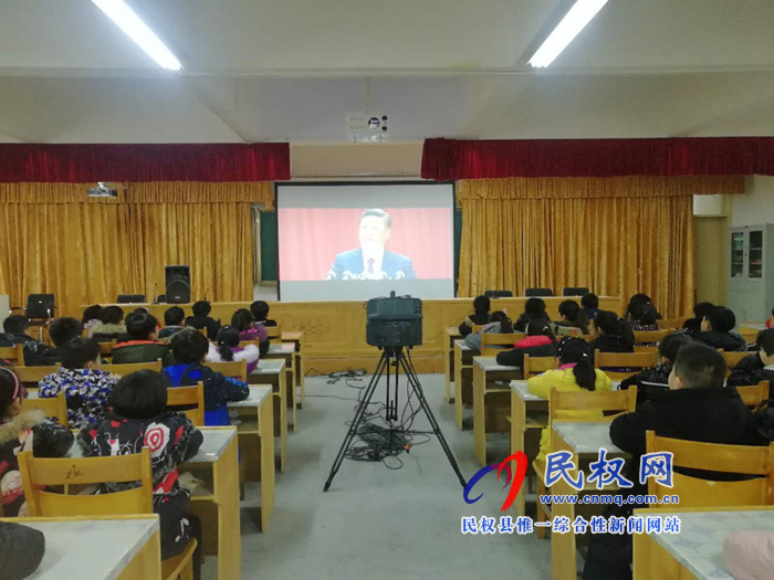 民權(quán)縣文化廣電旅游局聯(lián)合民權(quán)電影公司開展愛國主義電影進校園活動 民權(quán)縣文化廣電旅游局聯(lián)合民權(quán)電影公司開展愛國主義電影進校園活動