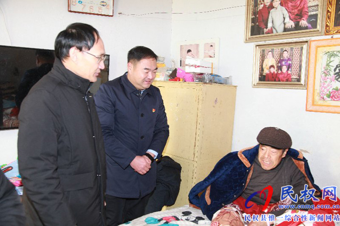  縣領導王雪山到胡集鄉(xiāng)慰問復轉(zhuǎn)軍人