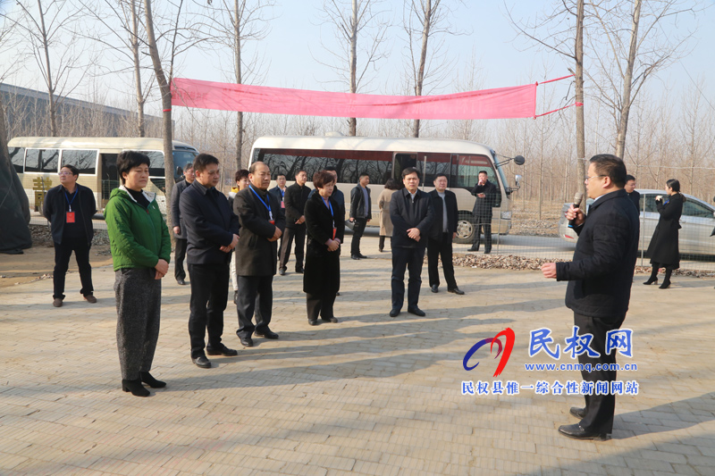 駐梁園區(qū)部分人大代表到民權視察 駐梁園區(qū)部分人大代表到民權視察