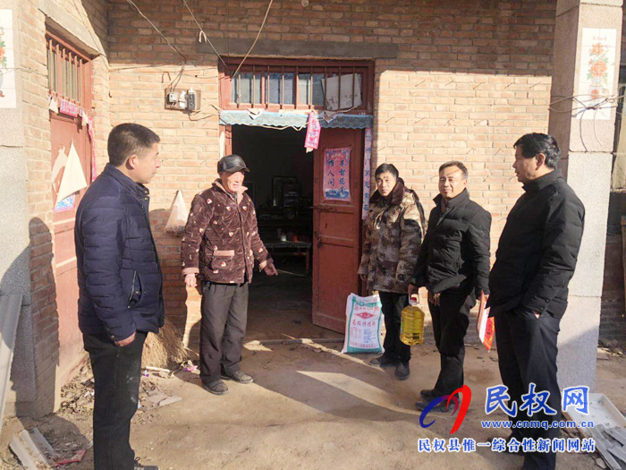 縣司法局開展新春“送溫暖”活動(dòng) 縣司法局開展新春“送溫暖”活動(dòng)