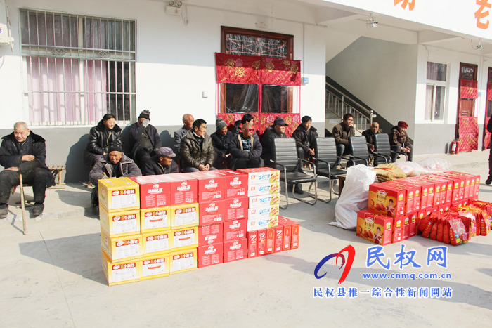 褚廟鄉(xiāng)節(jié)前慰問暖人心  敬老院內(nèi)見真情