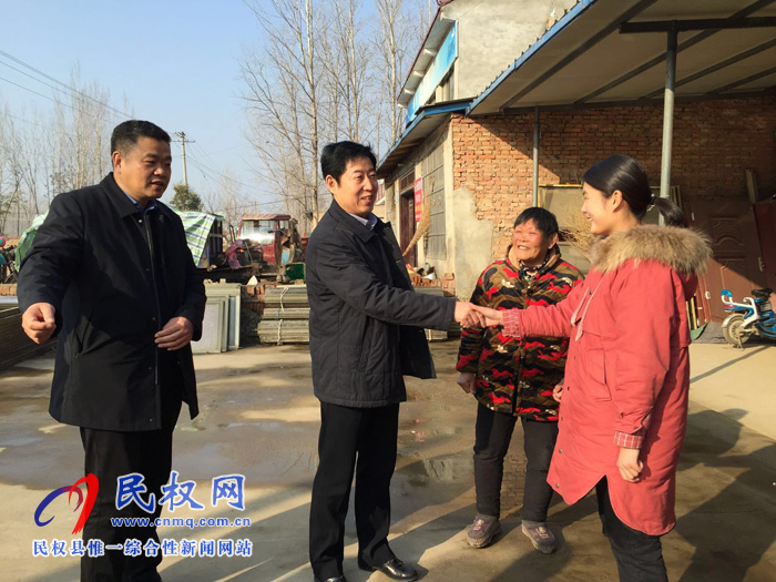 縣委常委、宣傳部長屠志遠(yuǎn)到孫六鎮(zhèn)走訪慰問春蕾兒童李夢瑤