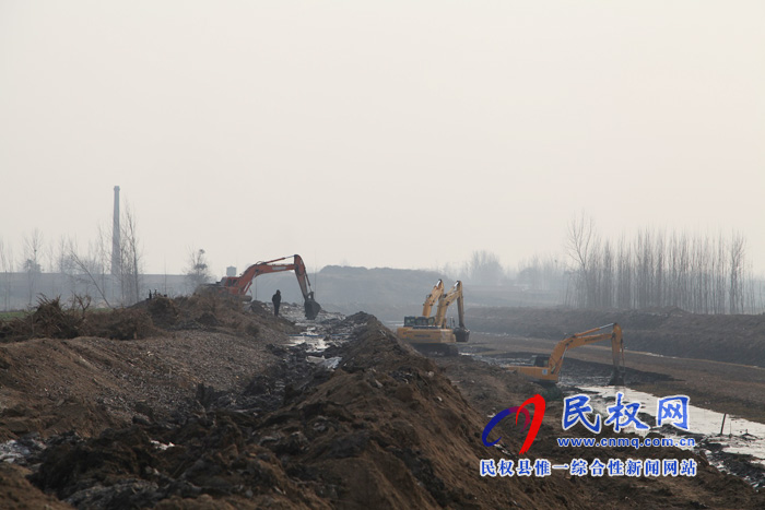 縣水利局:穩(wěn)步推進冬修水利工作 縣水利局:穩(wěn)步推進冬修水利工作