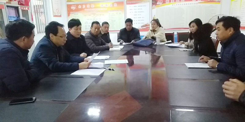 縣委常委、常務副縣長李啟峰到林七鄉(xiāng)調(diào)研督導脫貧攻堅工作