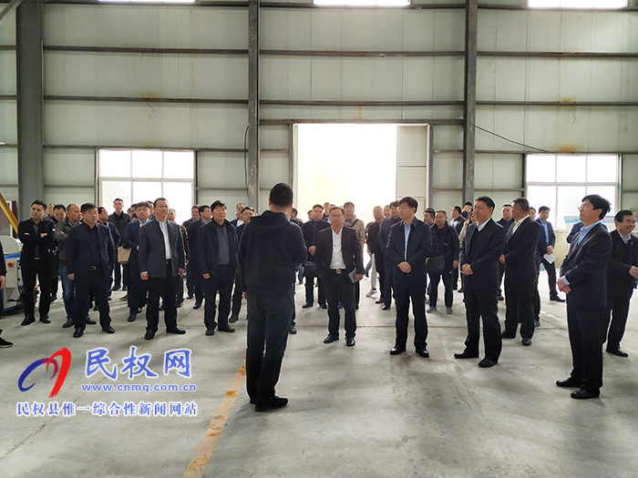 中國模板腳手架協(xié)會陸貽杰、高峰到我縣高新區(qū)參觀考察