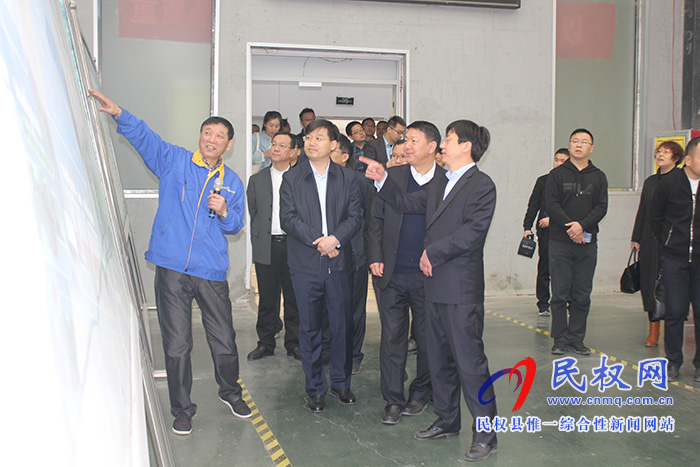 中國模板腳手架協(xié)會陸貽杰、高峰到我縣高新區(qū)參觀考察