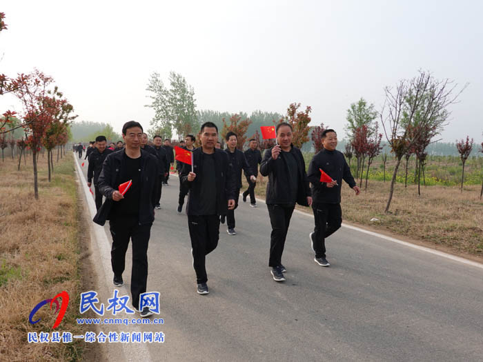 縣住建局組織開(kāi)展“親近大自然 徒步健康行”活動(dòng) 縣住建局組織開(kāi)展“親近大自然 徒步健康行”活動(dòng)