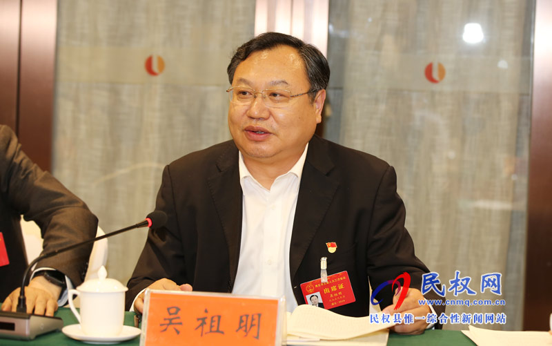 市政協(xié)主席曾昭寶參加民權(quán)代表團(tuán)審議市政府工作報(bào)告和計(jì)劃、財(cái)政工作報(bào)告