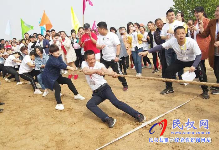 高新區(qū)內(nèi)企業(yè)河南嘉祥袋業(yè)有限公司開展“五一”運(yùn)動(dòng)會(huì)活動(dòng) 高新區(qū)內(nèi)企業(yè)河南嘉祥袋業(yè)有限公司開展“五一”運(yùn)動(dòng)會(huì)活動(dòng)