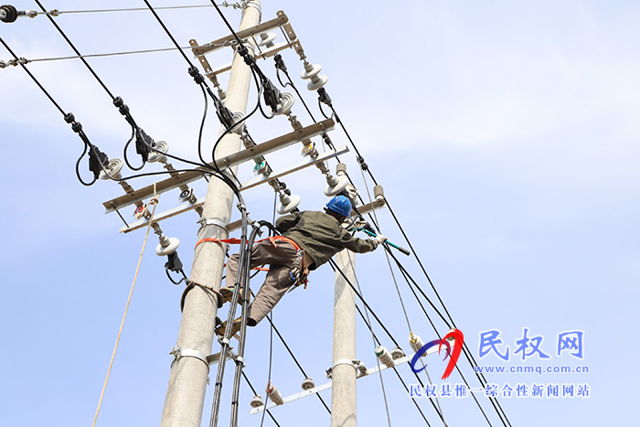 民權縣供電公司:打造優(yōu)質(zhì)工程 助力美麗鄉(xiāng)村建設 民權縣供電公司:打造優(yōu)質(zhì)工程 助力美麗鄉(xiāng)村建設