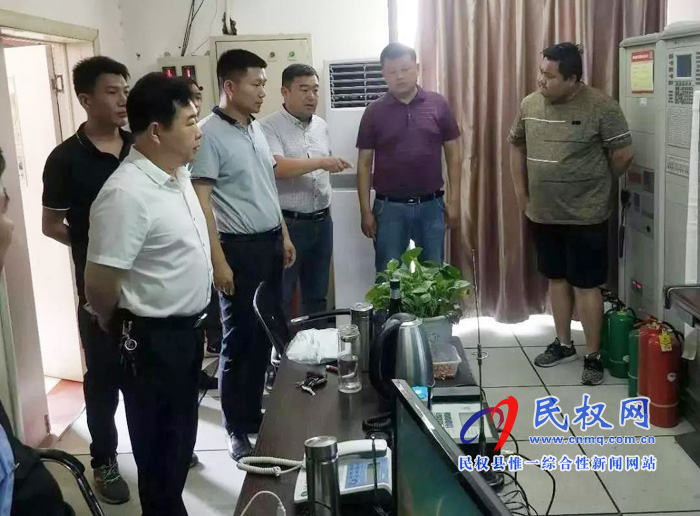 民權(quán)縣中醫(yī)院開展“防風(fēng)險、保平安、迎大慶”消防安全檢查活動
