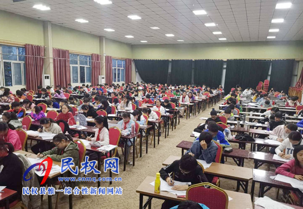 大山外語學(xué)業(yè)水平測評暨學(xué)業(yè)規(guī)劃家庭教育講座召開 大山外語學(xué)業(yè)水平測評暨學(xué)業(yè)規(guī)劃家庭教育講座召開