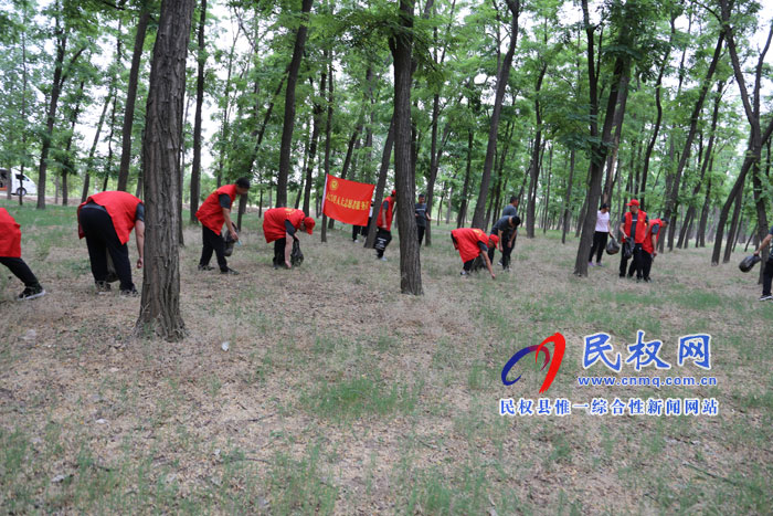 縣人大機(jī)關(guān)舉辦“綠色生態(tài)路、健康徒步行”活動(dòng)