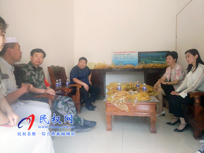 縣人大常委會主任周燕、副縣長朱琳到老顏集鄉(xiāng)清真寺慰問穆斯林同胞