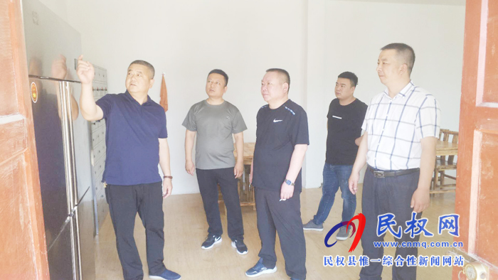縣民政局端午節(jié)前到伯黨鄉(xiāng)敬老院開(kāi)展安全大檢查 縣民政局端午節(jié)前到伯黨鄉(xiāng)敬老院開(kāi)展安全大檢查