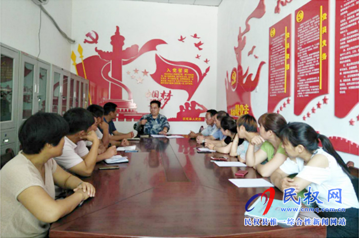 縣委常委、縣人武部政委江靜亞到雙塔鎮(zhèn)牛牧崗村開展軍民黨建活動(dòng)