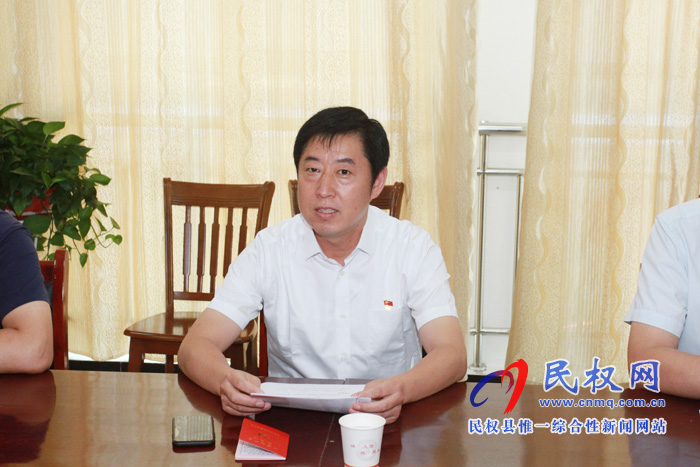 縣委宣傳部開展慶祝建黨98周年“七一”主題黨日活動(dòng) 縣委宣傳部開展慶祝建黨98周年“七一”主題黨日活動(dòng)