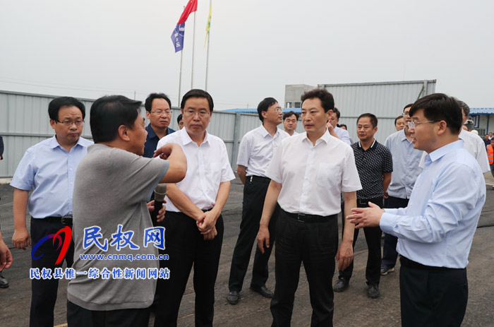 全市百城提質(zhì)觀摩團(tuán)蒞臨我縣 全市百城提質(zhì)觀摩團(tuán)蒞臨我縣