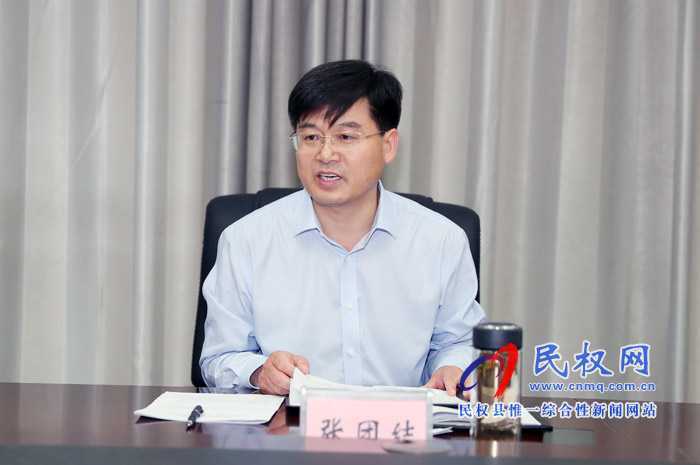 市人大常委會(huì)副主任、縣委書記姬脈常主持召開書記辦公會(huì)