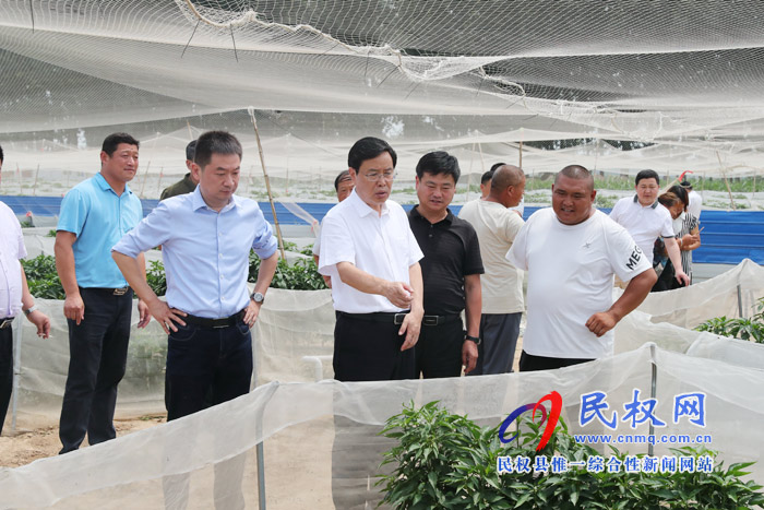 市人大常委會(huì)副主任、民權(quán)縣委書記姬脈常到白云寺鎮(zhèn)開展“三·五”基層工作日活動(dòng)