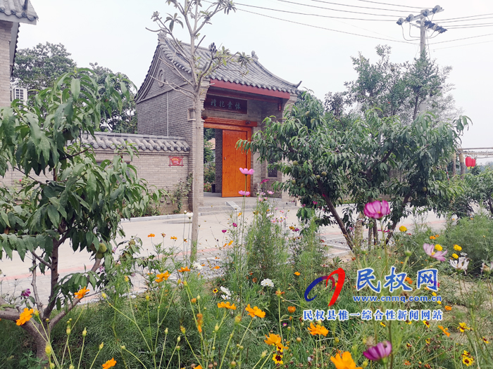 全市2019年第二次農(nóng)村人居環(huán)境整治觀摩團(tuán)蒞民觀摩 全市2019年第二次農(nóng)村人居環(huán)境整治觀摩團(tuán)蒞民觀摩