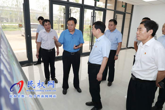 市委常委、組織部長羅軍調(diào)研我縣河長制工作及基層黨校建設(shè)工作