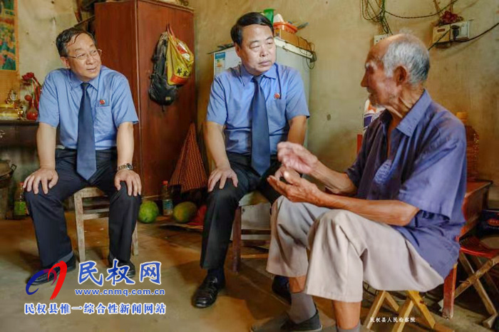 民權縣人民檢察院不忘初心送溫暖 走訪慰問老軍人、老黨員