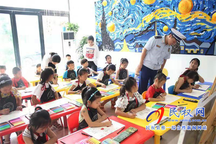 團(tuán)縣委與民權(quán)消防大隊組織開展暑期消防繪畫作文征集活動 團(tuán)縣委與民權(quán)消防大隊組織開展暑期消防繪畫作文征集活動