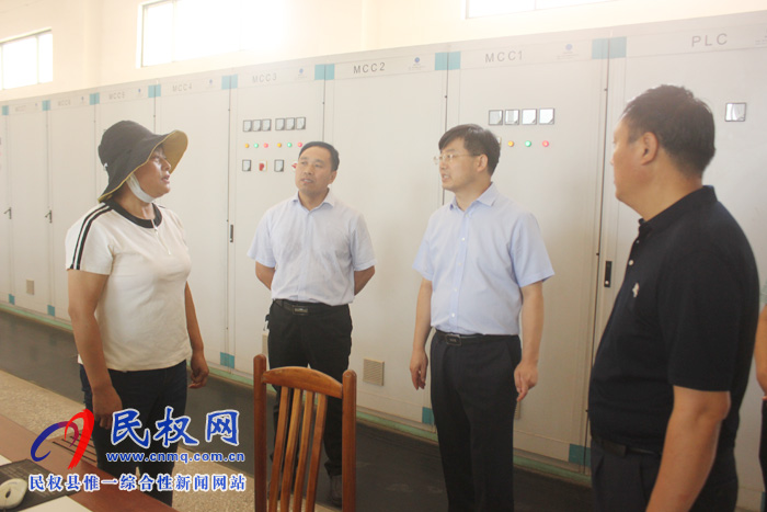 縣委副書記、縣長張團結(jié)調(diào)研我縣涉農(nóng)重點企業(yè)發(fā)展情況