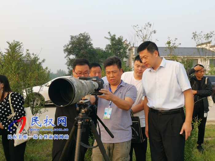 河南民權(quán)黃河故道國家濕地公園“青頭潛鴨重要繁殖地”新聞發(fā)布會今日舉行 河南民權(quán)黃河故道國家濕地公園“青頭潛鴨重要繁殖地”新聞發(fā)布會今日舉行
