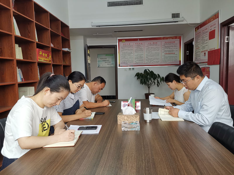 團委點亮“雙節(jié)”廉潔警示燈 團委點亮“雙節(jié)”廉潔警示燈