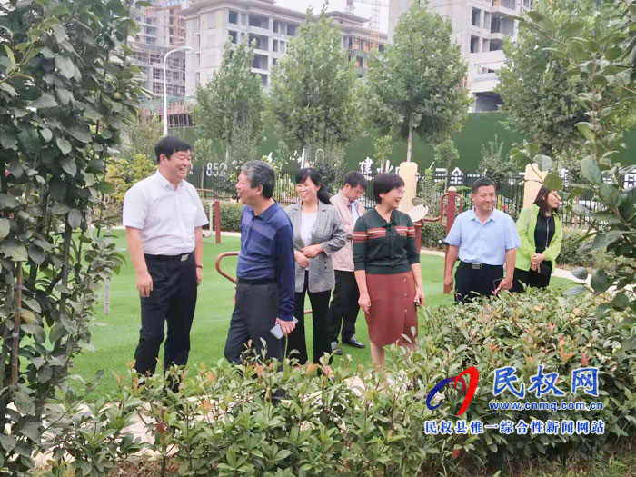 省園林單位驗(yàn)收組對(duì)縣司法局創(chuàng)建工作檢查驗(yàn)收 省園林單位驗(yàn)收組對(duì)縣司法局創(chuàng)建工作檢查驗(yàn)收