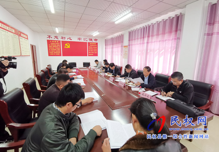 市人大常委會副主任、縣委書記姬脈常到白云寺鎮(zhèn)開展“三·五”基層工作日活動