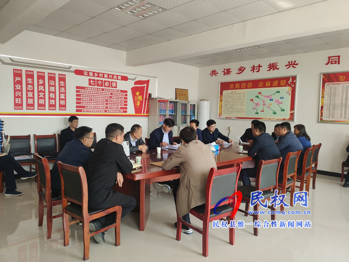 縣委副書記、縣長(zhǎng)張團(tuán)結(jié)開展“三·五”基層工作日活動(dòng)